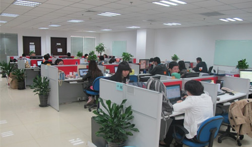 上海辦公家具廠——碧江辦公家具現(xiàn)場拍攝美團辦公區(qū)投入辦公場景